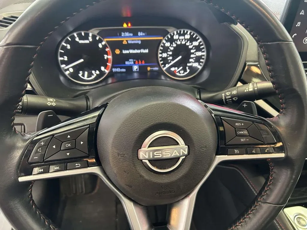 2023 Nissan Altima 2.5 SR thumbnail 19