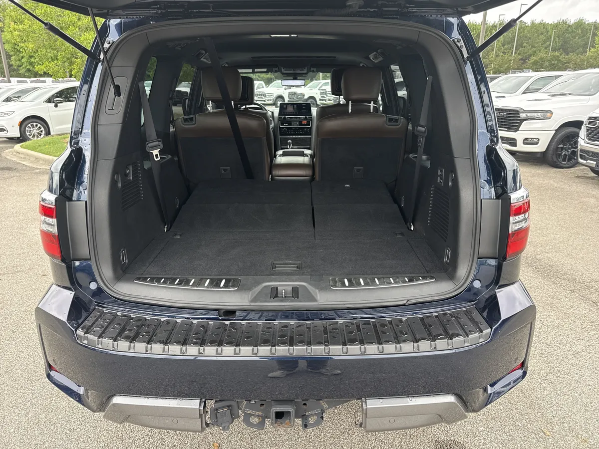 2023 Nissan Armada Platinum thumbnail 20