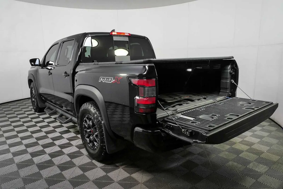 2023 NISSAN FRONTIER PRO-X thumbnail 32