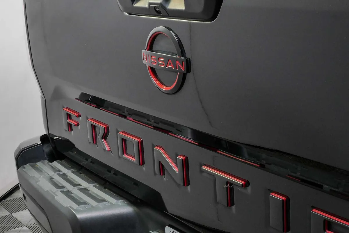 2023 NISSAN FRONTIER PRO-X thumbnail 36