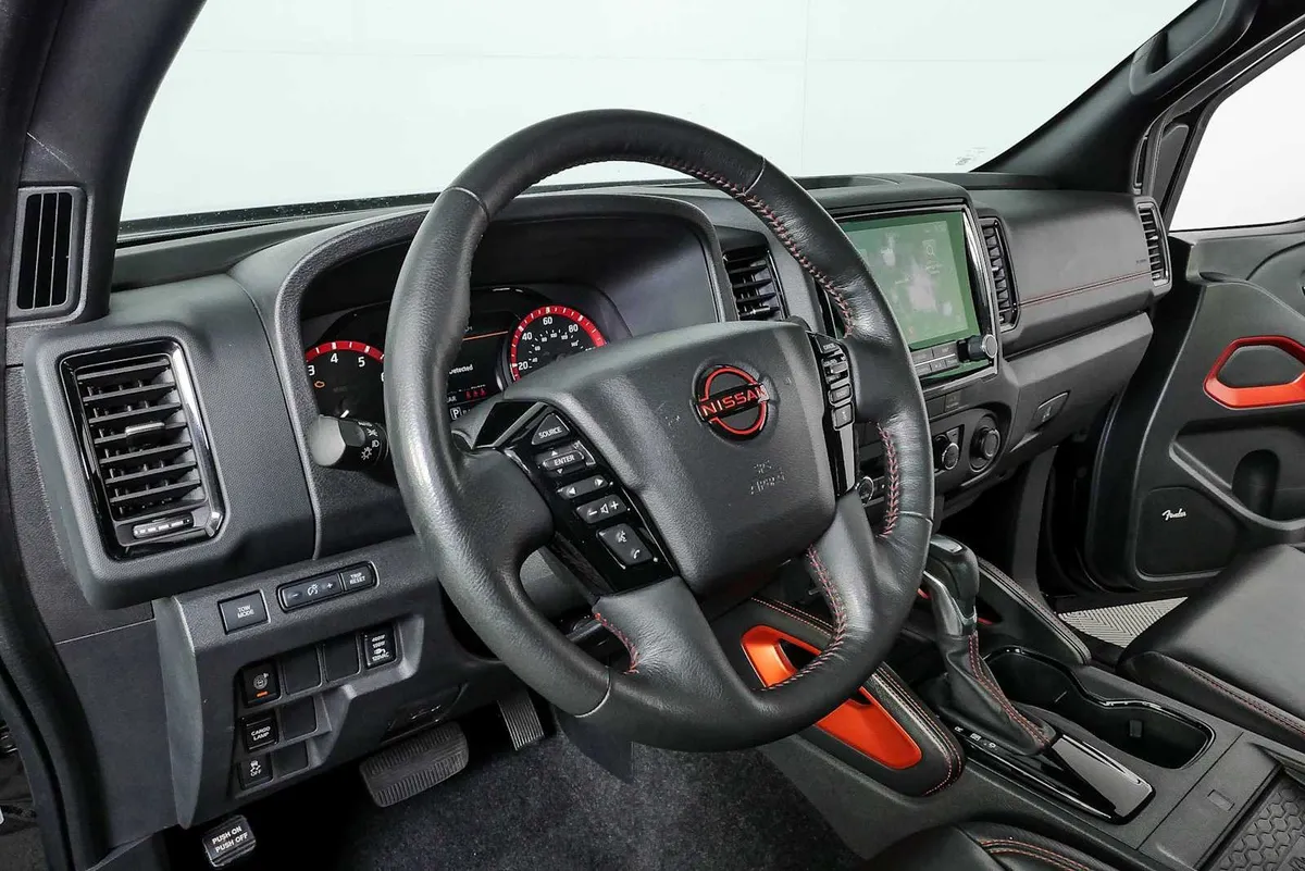 2023 NISSAN FRONTIER PRO-X thumbnail 4