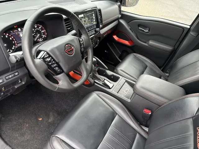 2023 Nissan Frontier PRO-X thumbnail 12