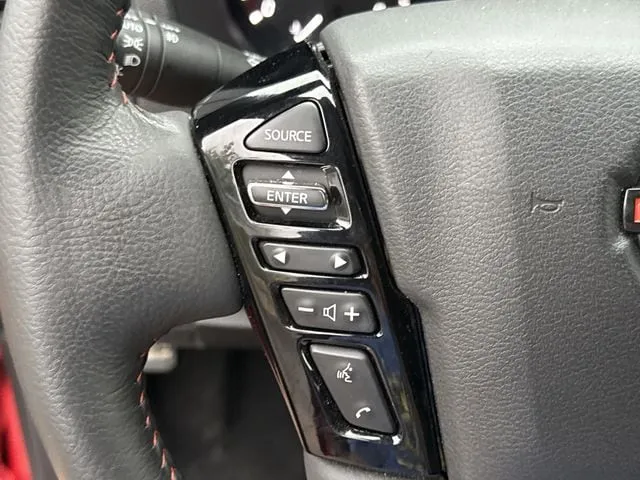 2023 Nissan Frontier PRO-X thumbnail 21