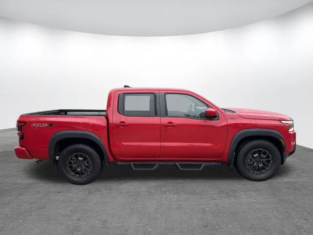 2023 Nissan Frontier PRO-X thumbnail 4