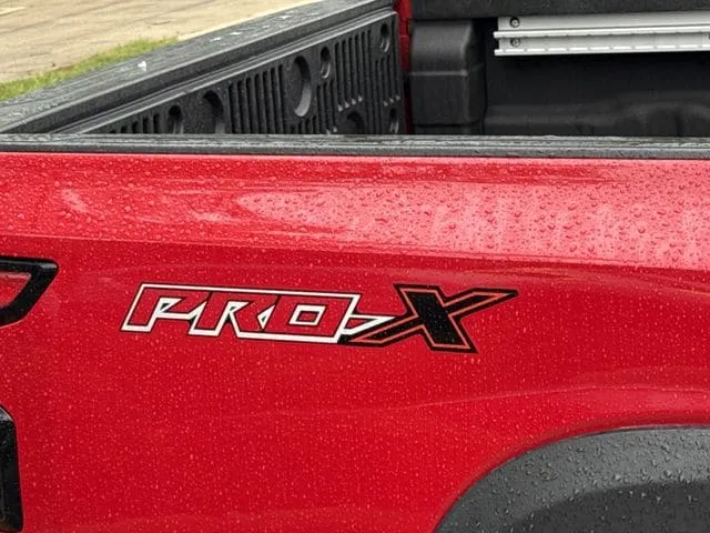 2023 Nissan Frontier PRO-X thumbnail 6