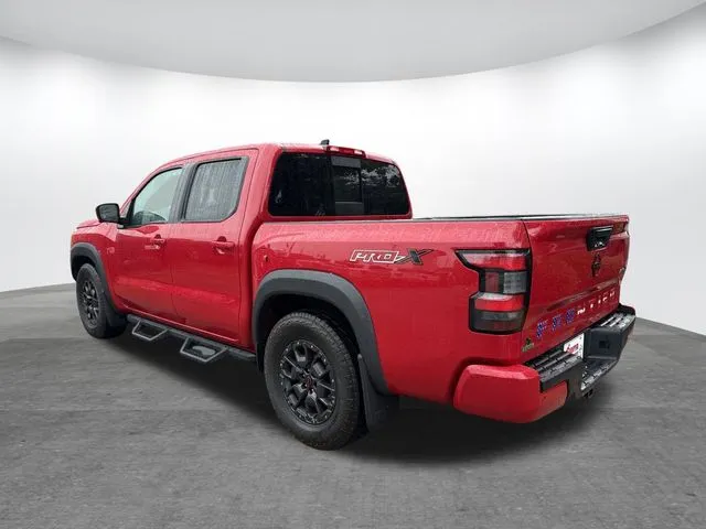 2023 Nissan Frontier PRO-X thumbnail 8