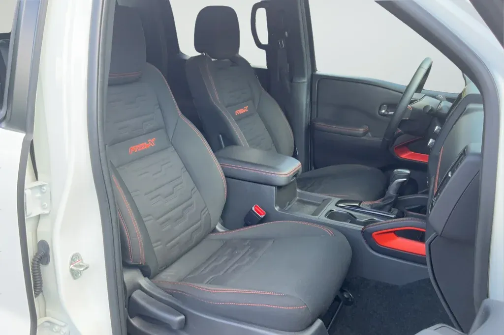 2023 Nissan Frontier PRO-X thumbnail 20