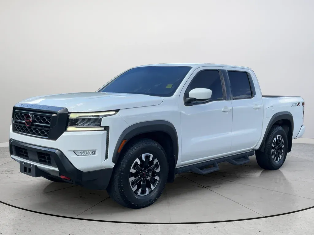 2023 Nissan Frontier PRO-X thumbnail 5