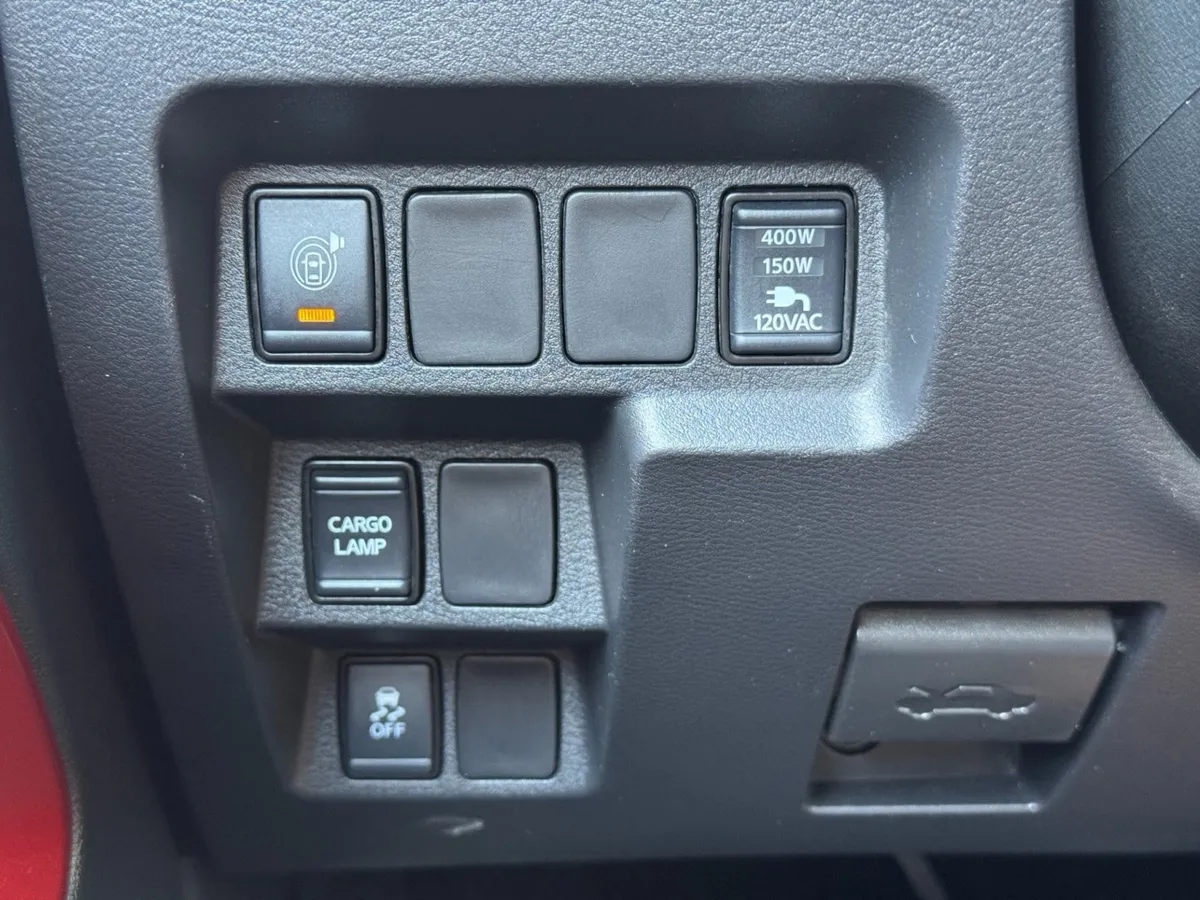 2023 Nissan Frontier PRO-X w/ Premium Tech & Convenience Packages thumbnail 17