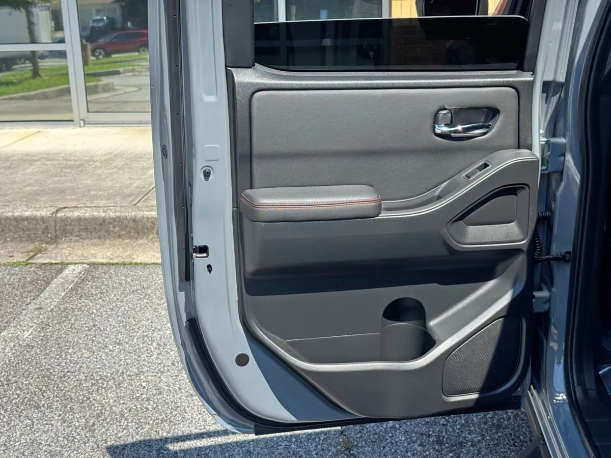 2023 Nissan Frontier PRO-X w/ Premium Tech & Convenience Packages thumbnail 40