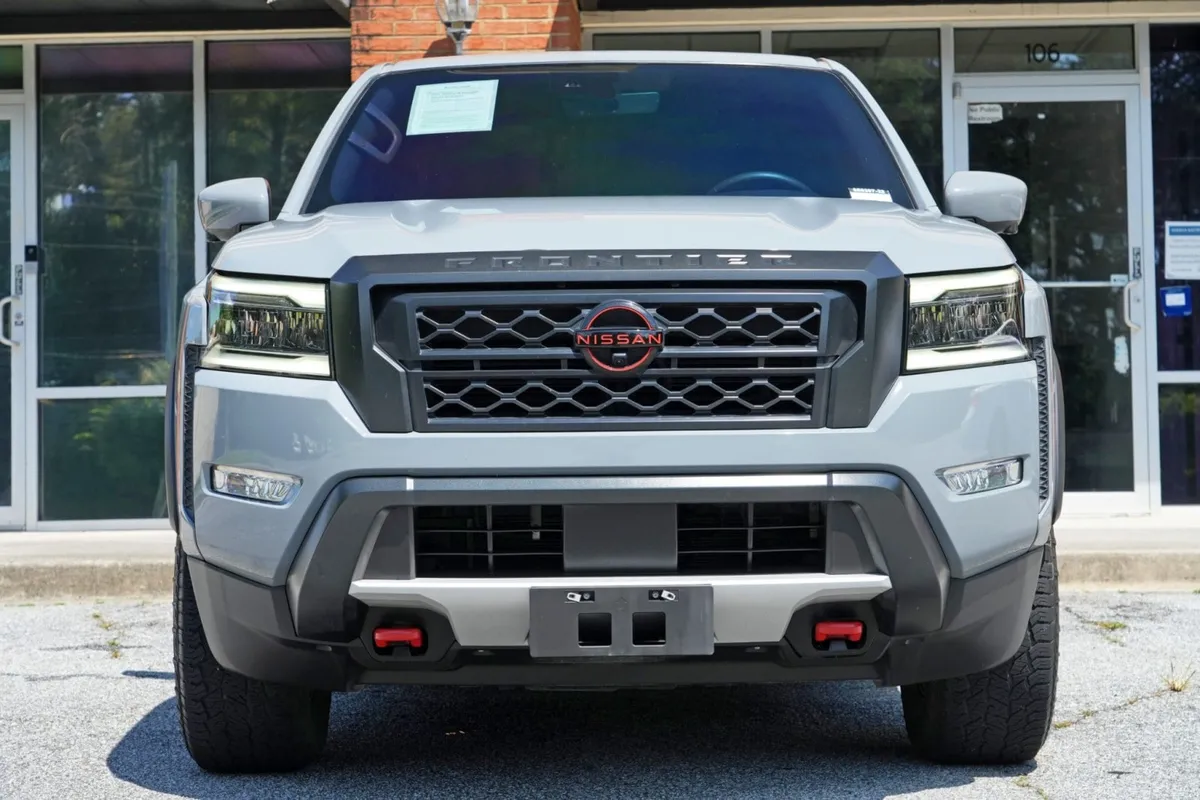 2023 Nissan Frontier PRO-X w/ Premium Tech & Convenience Packages thumbnail 6