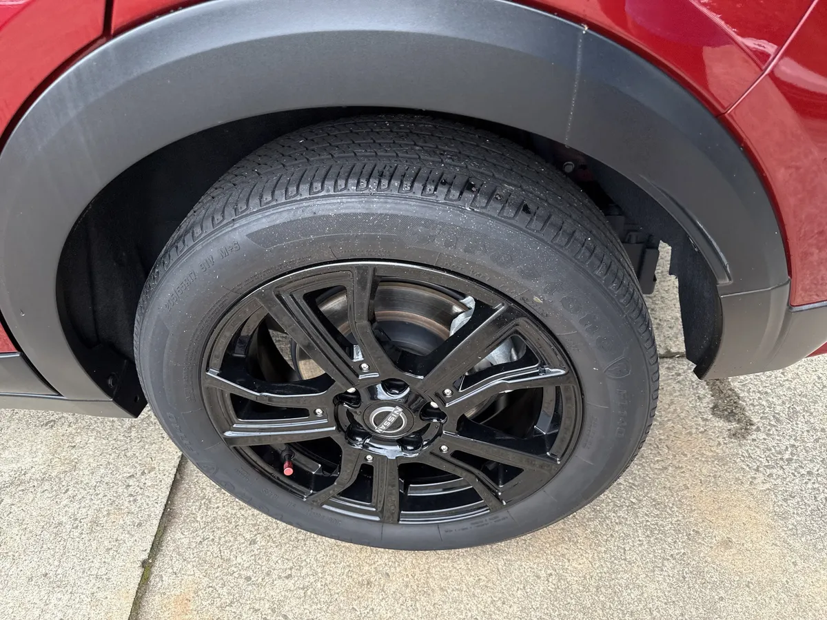 2023 Nissan Kicks SV thumbnail 19