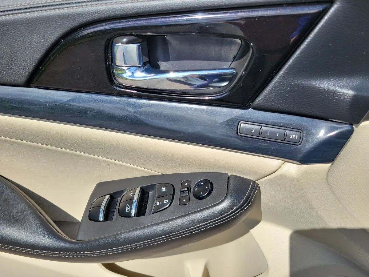 2023 Nissan Maxima Platinum thumbnail 26