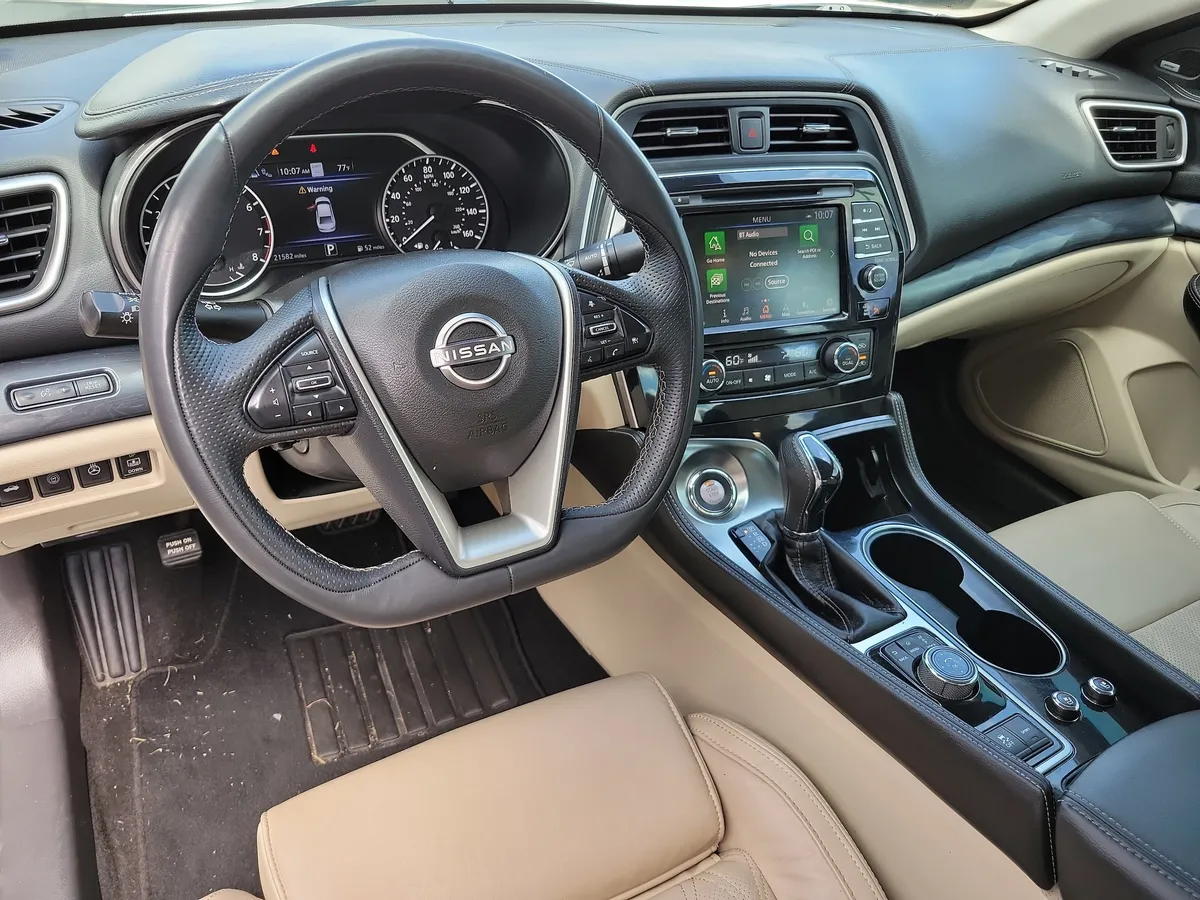 2023 Nissan Maxima Platinum thumbnail 9