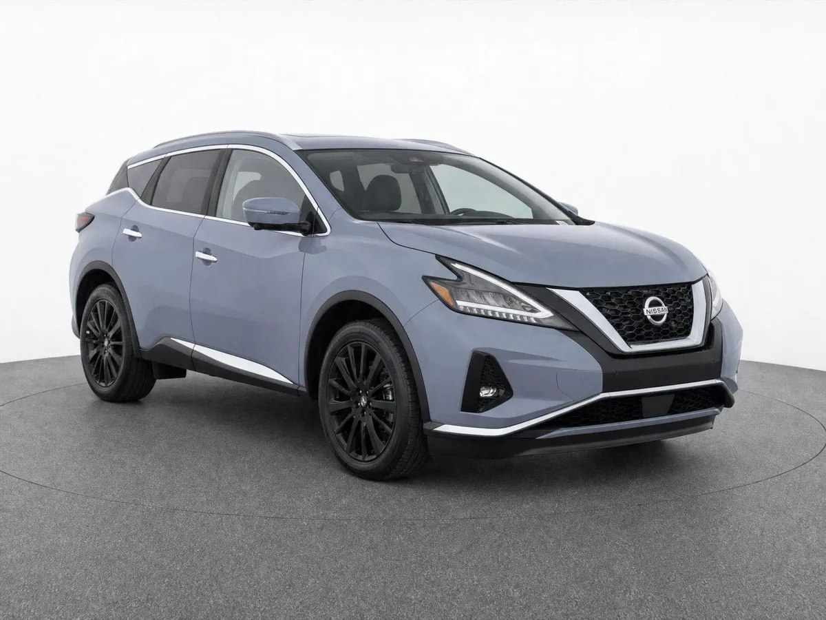 2023 Nissan Murano Platinum thumbnail 2