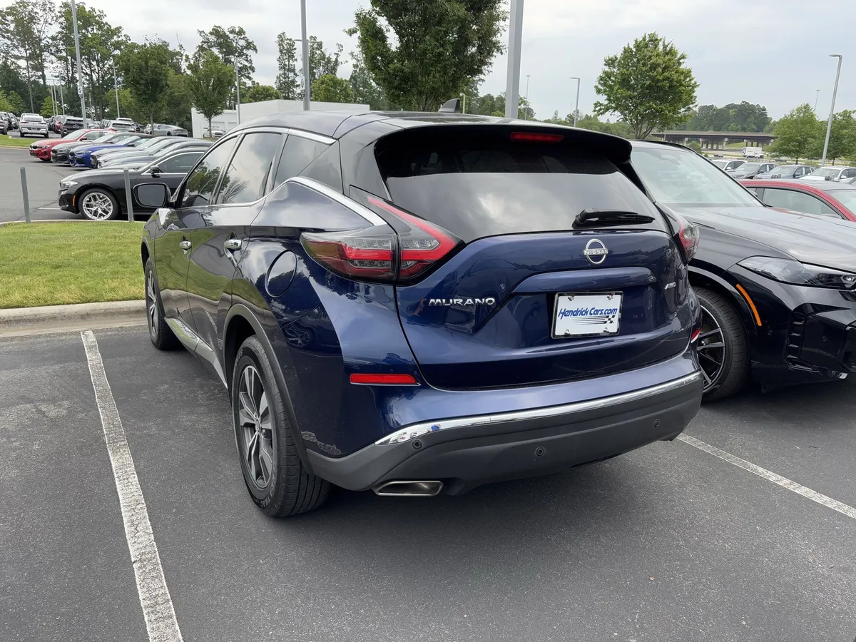 2023 Nissan Murano S thumbnail 17