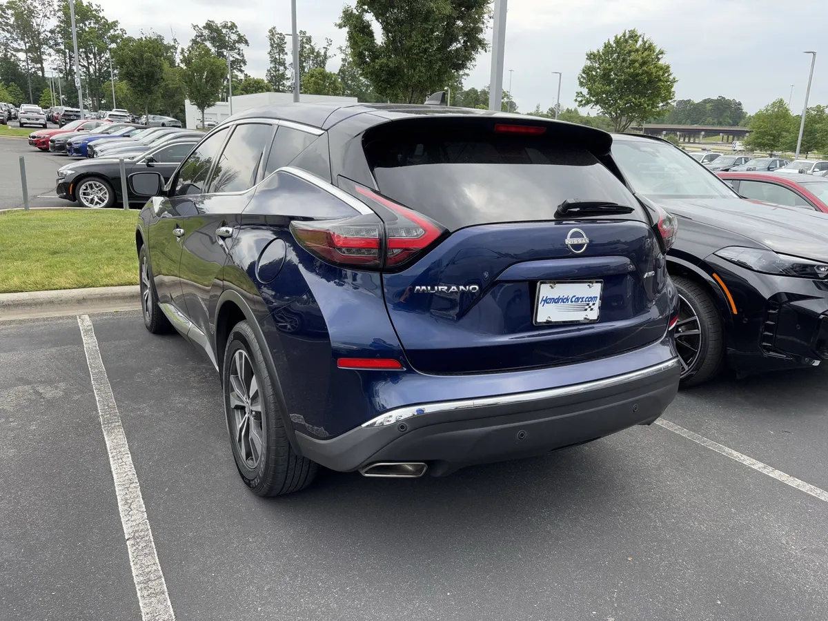 2023 Nissan Murano S thumbnail 18