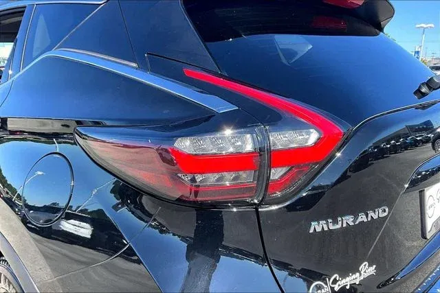 2023 Nissan Murano SV thumbnail 20