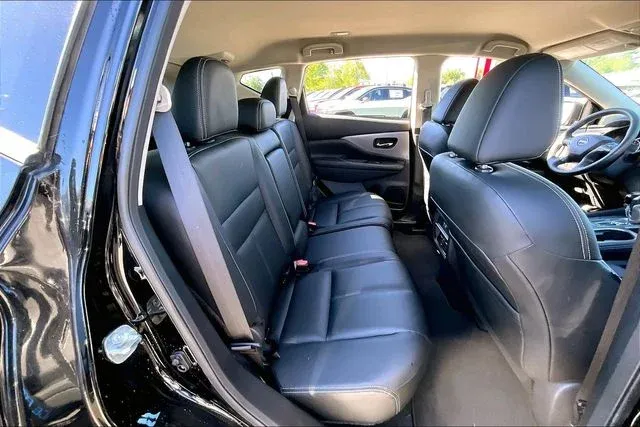 2023 Nissan Murano SV thumbnail 22