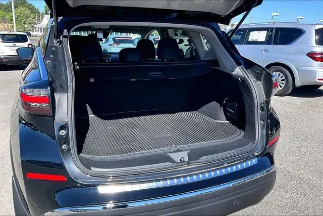 2023 Nissan Murano SV thumbnail 34