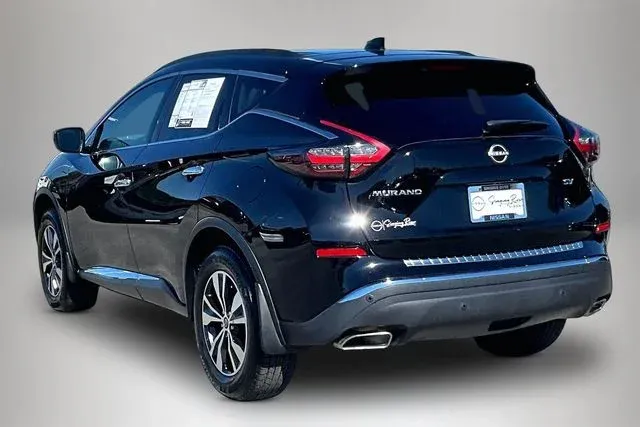 2023 Nissan Murano SV thumbnail 4