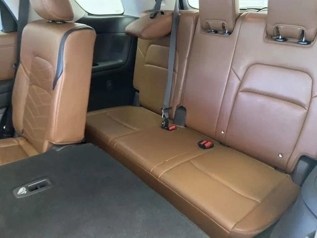 2023 Nissan Pathfinder Platinum thumbnail 16