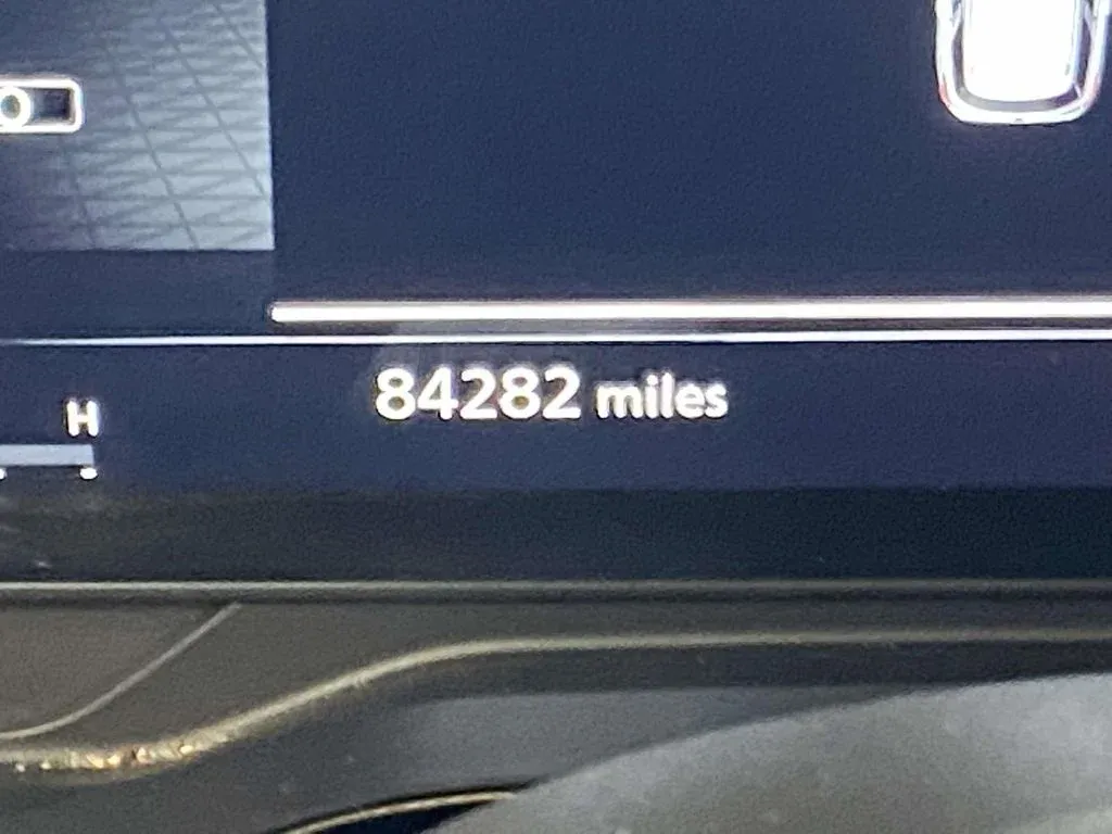 2023 Nissan Pathfinder Platinum thumbnail 33
