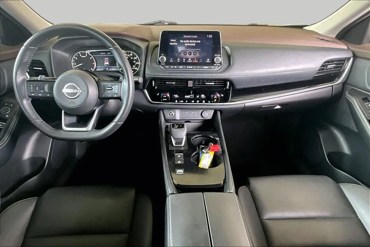 2023 Nissan Rogue SL thumbnail 31