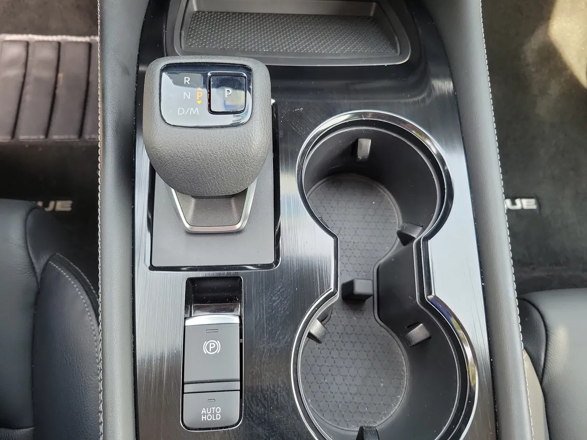 2023 Nissan Rogue SL thumbnail 19