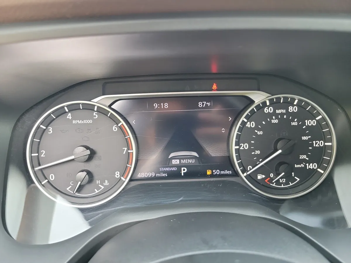 2023 Nissan Rogue SL thumbnail 22