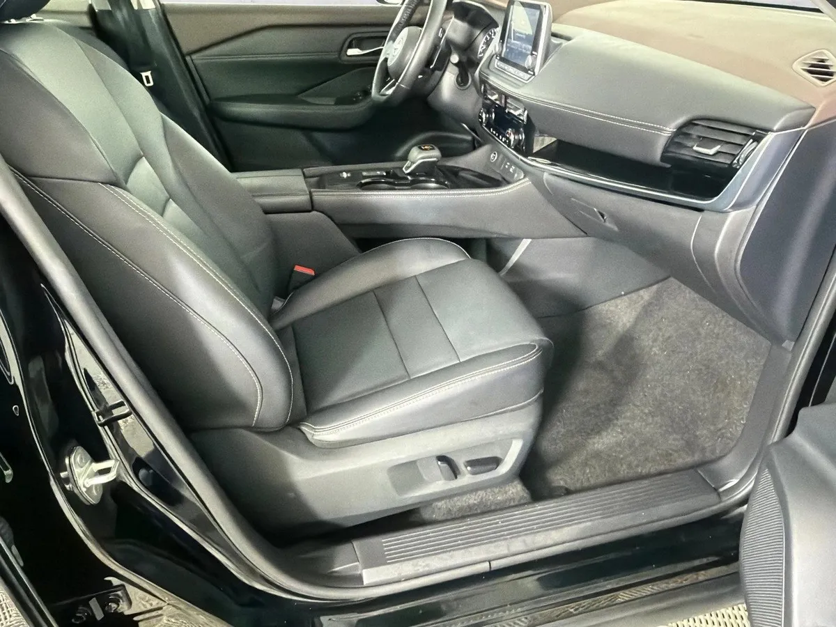 2023 Nissan Rogue SL thumbnail 14