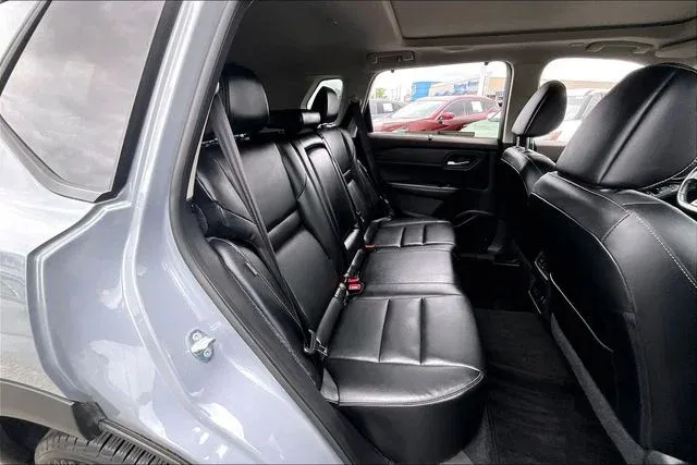 2023 Nissan Rogue SL thumbnail 22