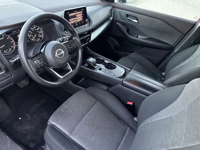 2023 Nissan Rogue SV thumbnail 10