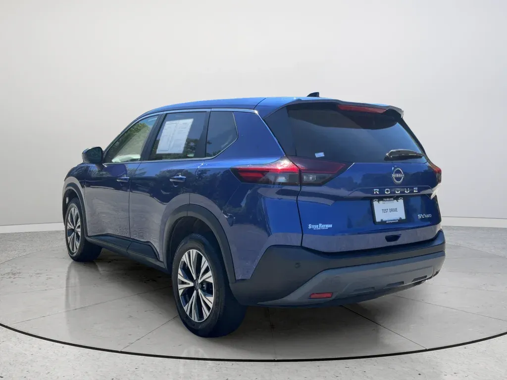 2023 Nissan Rogue SV thumbnail 9