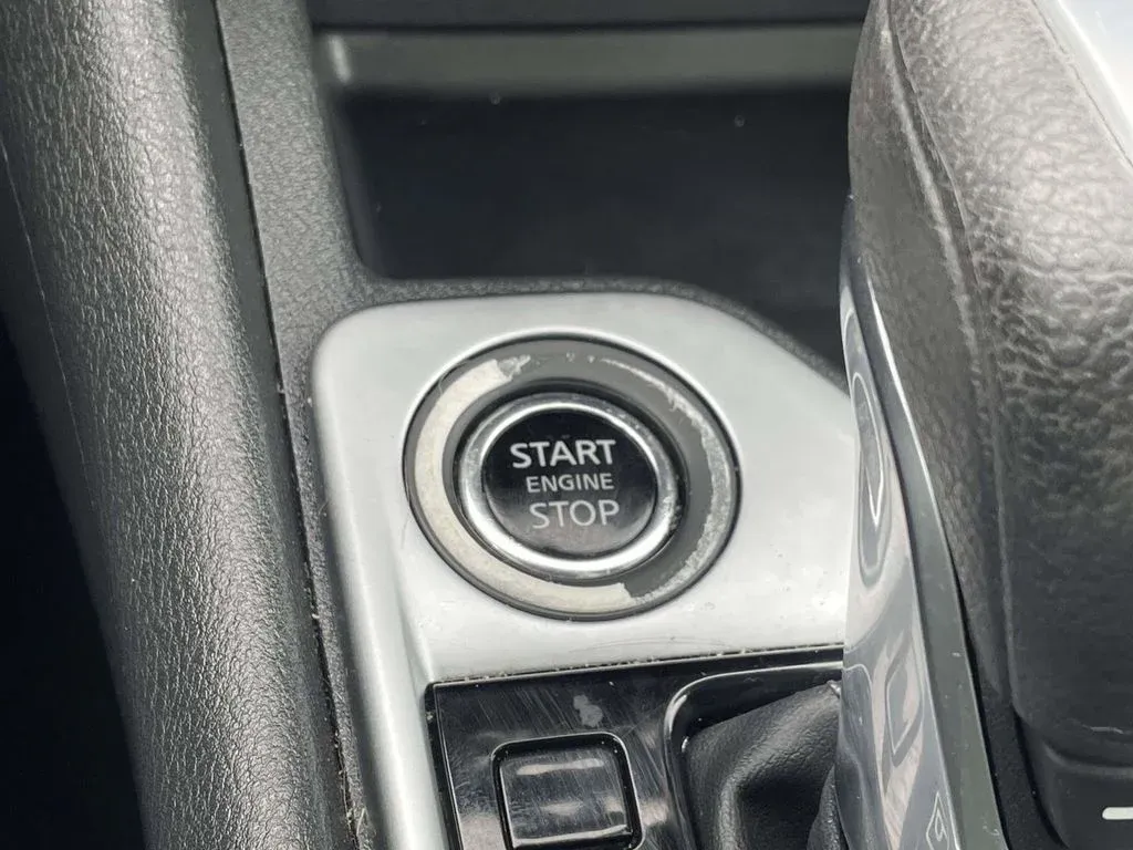 2023 Nissan Sentra SV thumbnail 20