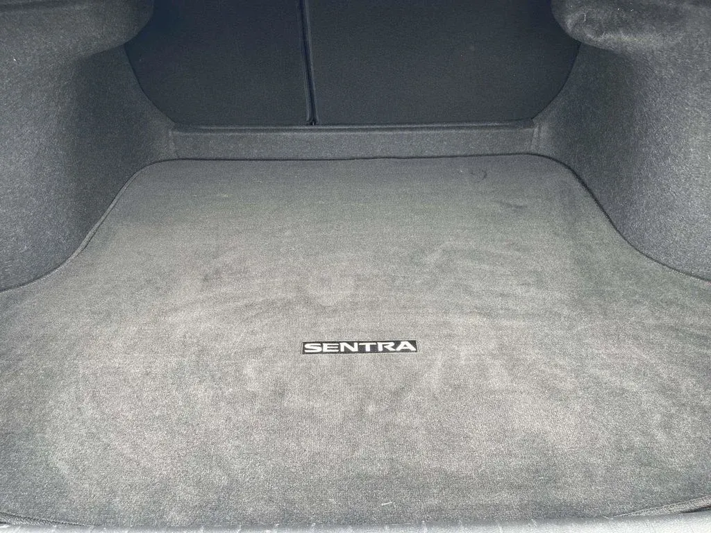 2023 Nissan Sentra SV thumbnail 26