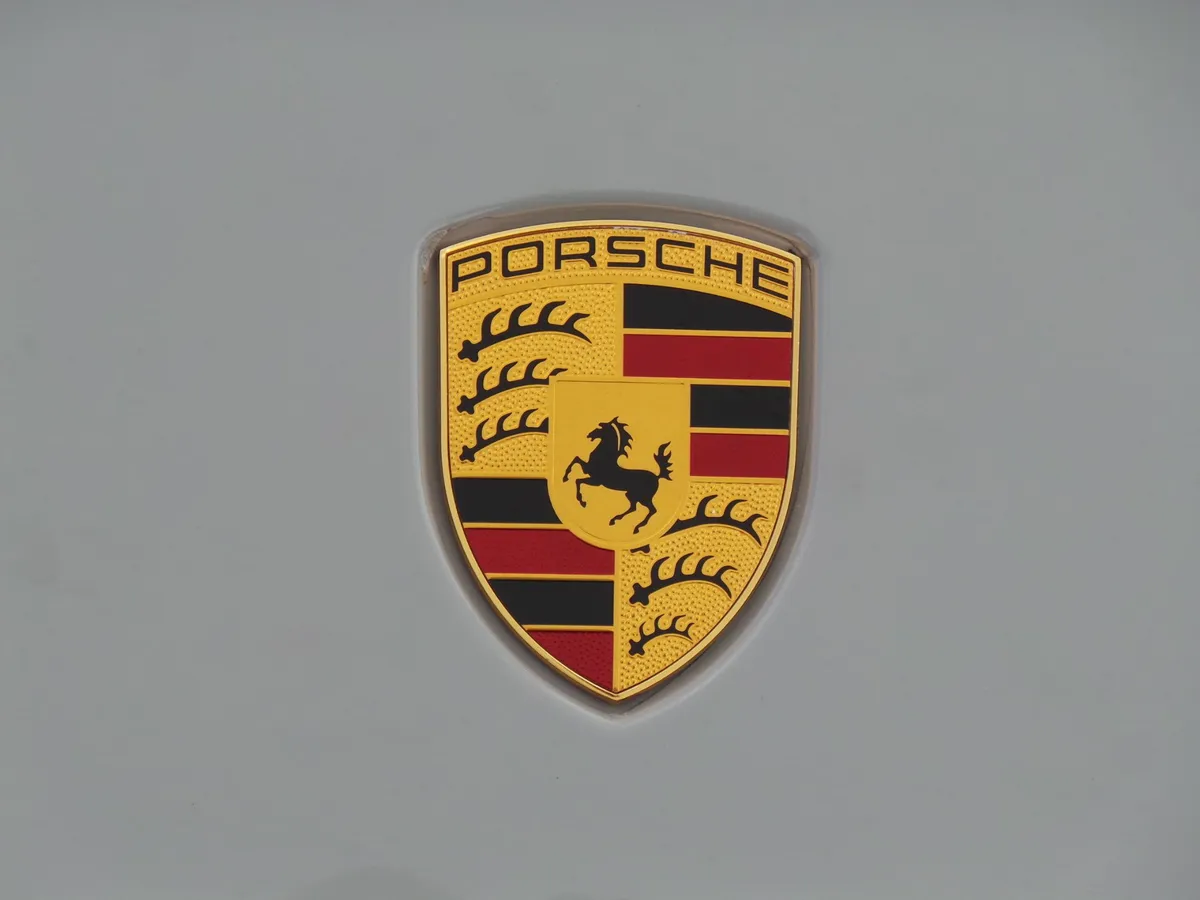2023 Porsche 718 Cayman GTS 4.0 thumbnail 27