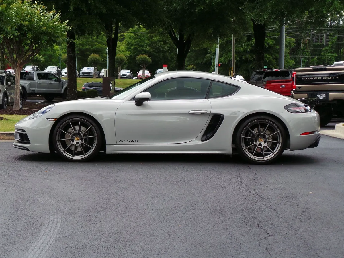 2023 Porsche 718 Cayman GTS 4.0 thumbnail 4