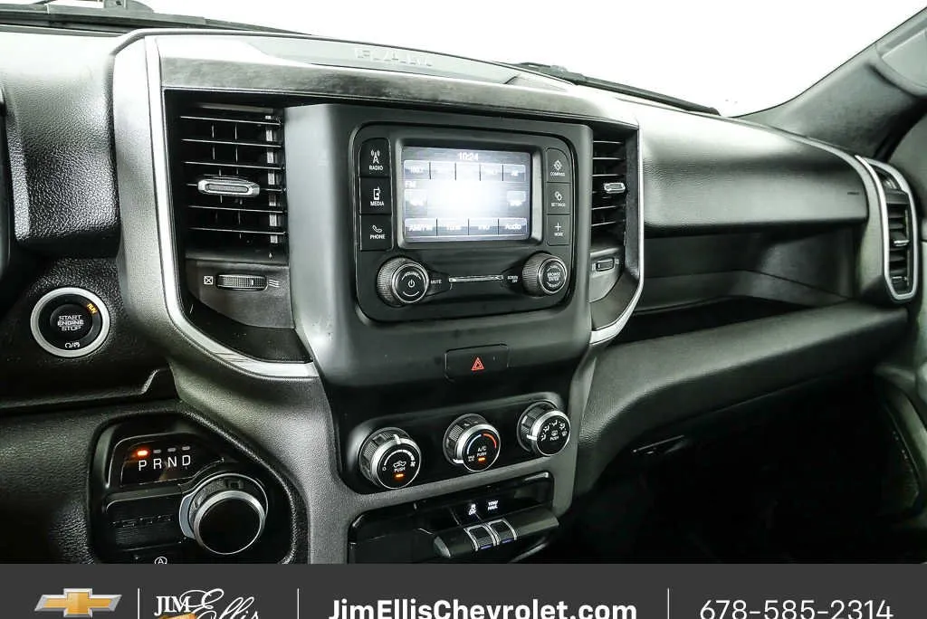 2023 Ram 1500 Big Horn thumbnail 12