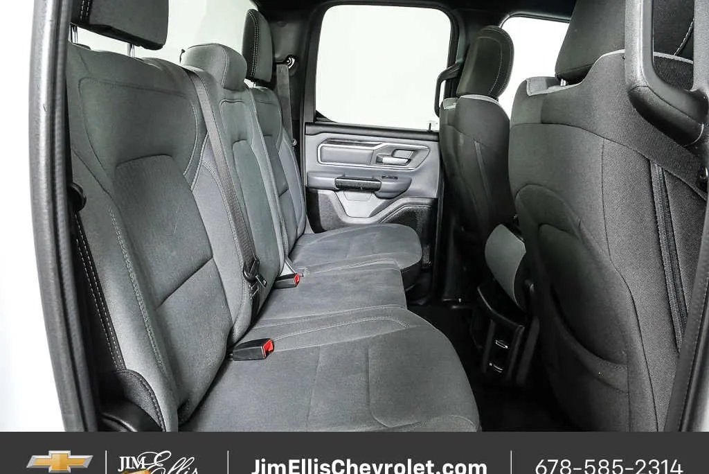 2023 Ram 1500 Big Horn thumbnail 19