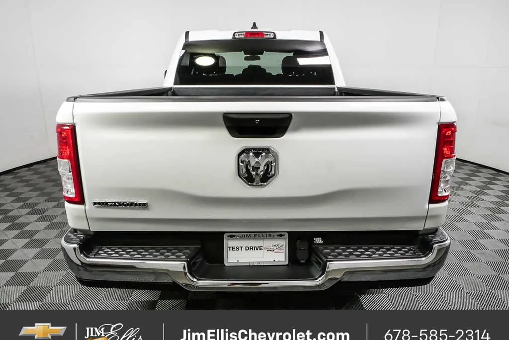2023 Ram 1500 Big Horn thumbnail 25
