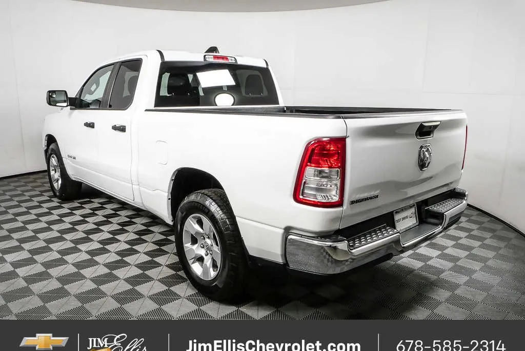 2023 Ram 1500 Big Horn thumbnail 26