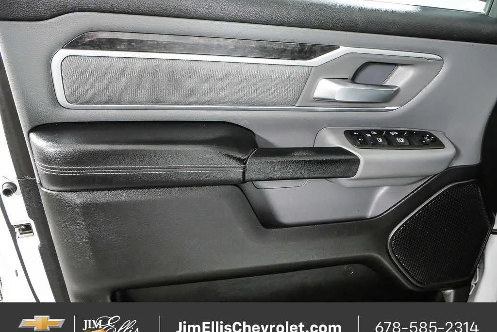 2023 Ram 1500 Big Horn thumbnail 6