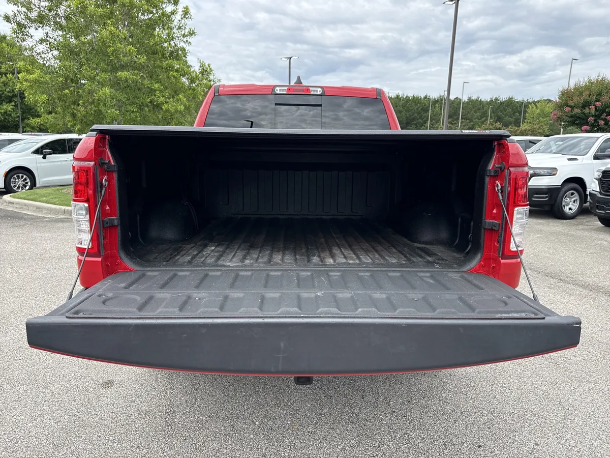2023 Ram 1500 Big Horn thumbnail 19