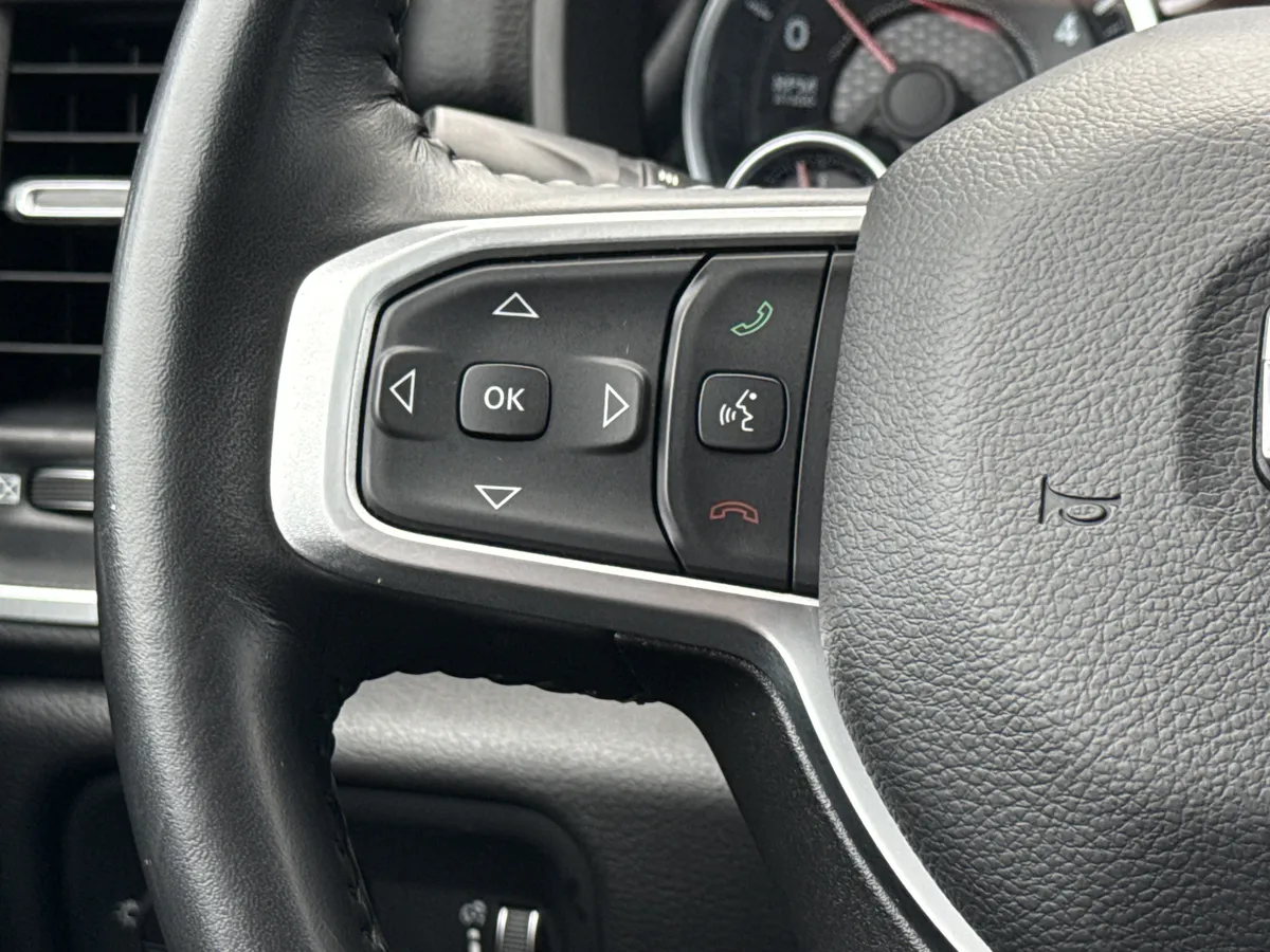 2023 Ram 1500 Big Horn thumbnail 25