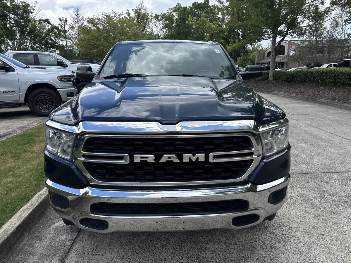 2023 Ram 1500 Big Horn thumbnail 2