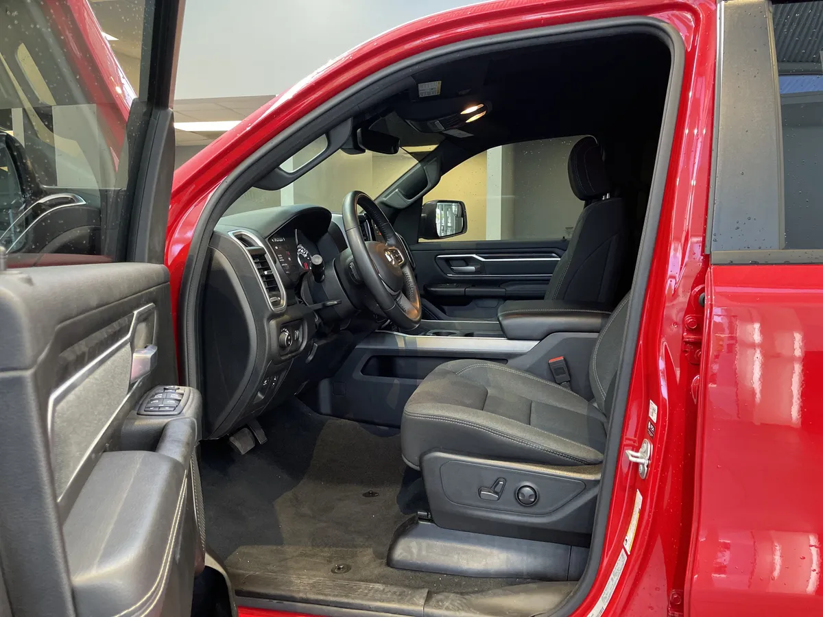 2023 Ram 1500 Big Horn thumbnail 15