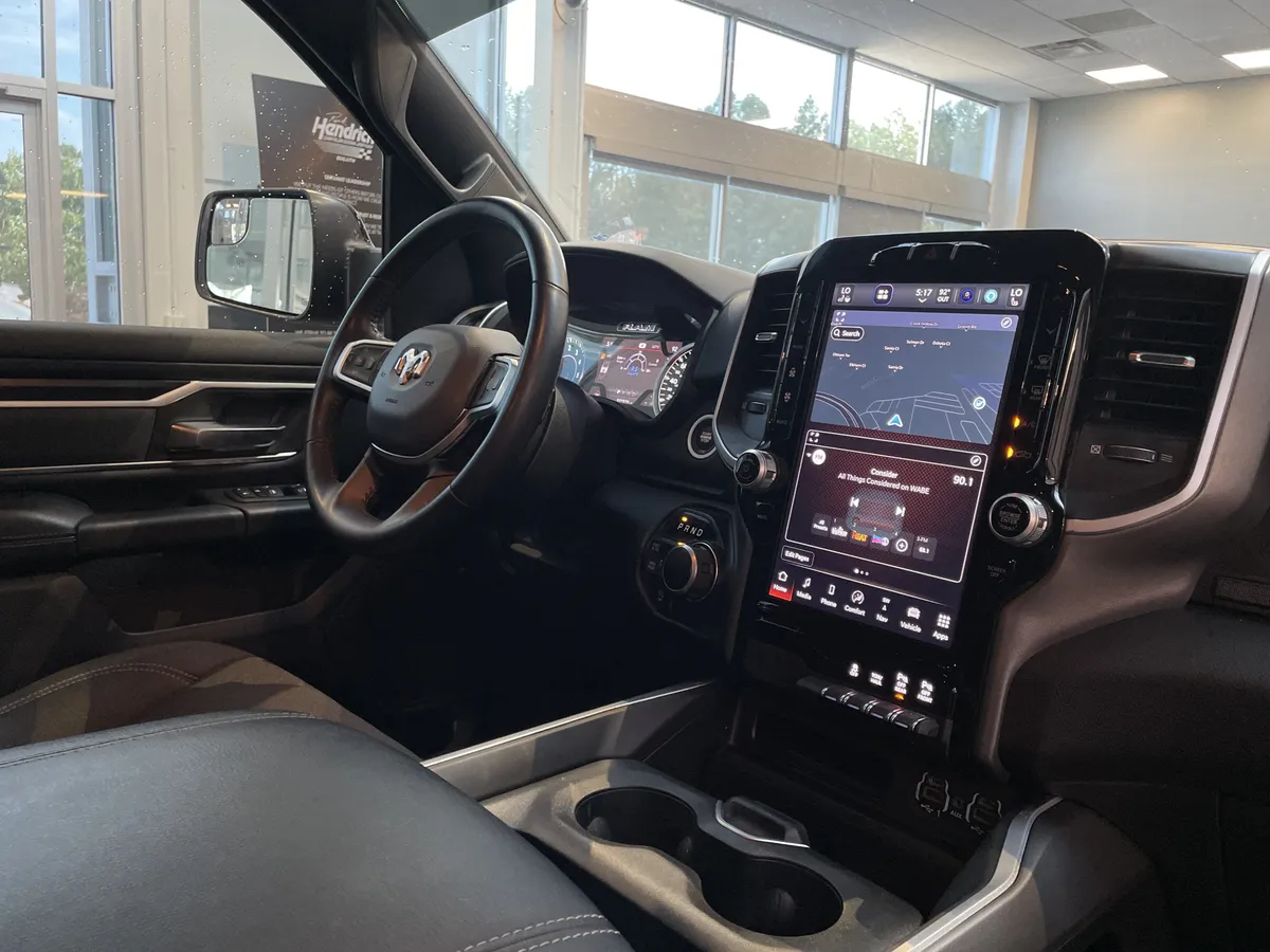 2023 Ram 1500 Big Horn thumbnail 32