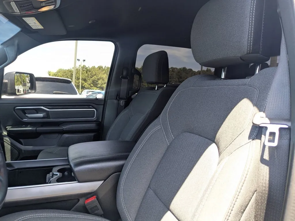 2023 Ram 1500 Big Horn thumbnail 14