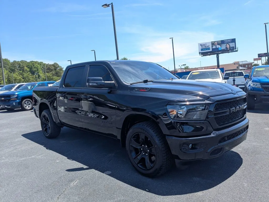 2023 Ram 1500 Big Horn thumbnail 3
